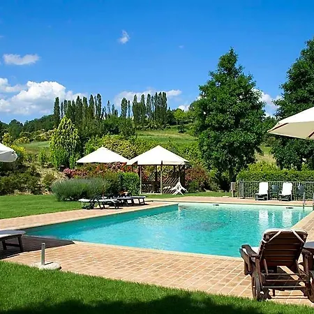 In With Pool Garden Apartamento *