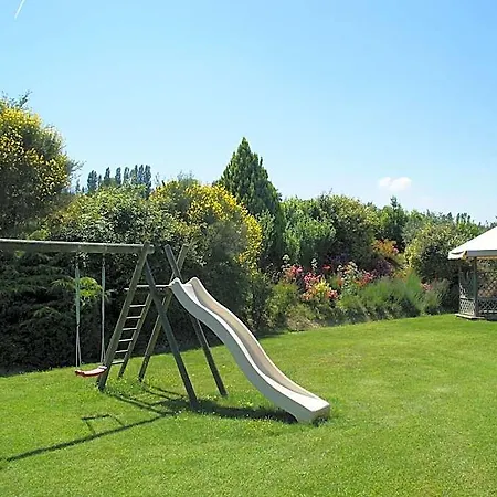 Appartement In With Pool Garden